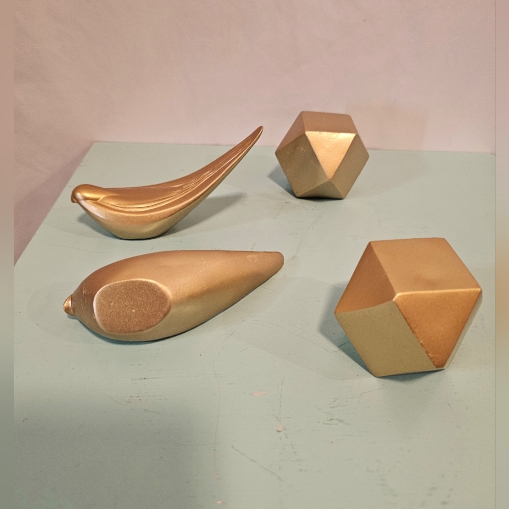 Petite Gold Birds & Geodes (Cubes)
